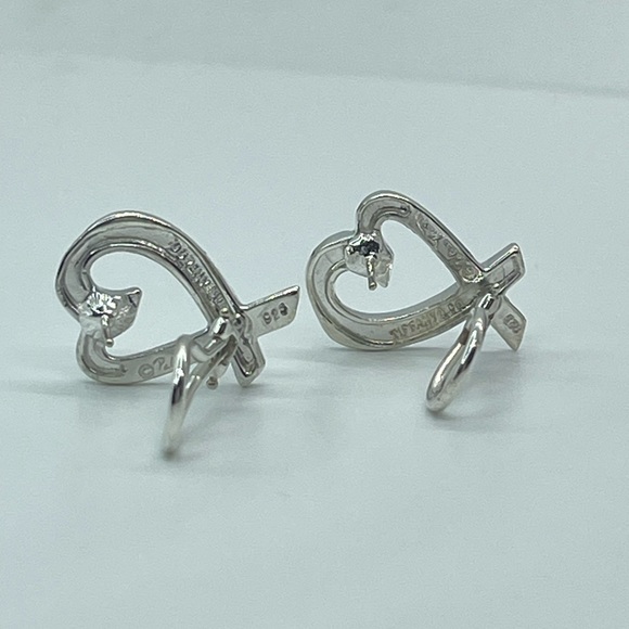 Tiffany & Co. Vintage Large Paloma Picasso Loving Heart Earrings - Picture 11 of 16